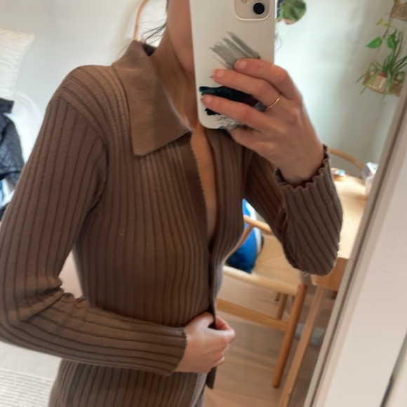 NWT Alohas Nutmeg Ribbed Knit Cardigan in Small - Picture 6 of 8